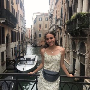 Meet your Posher, Logan